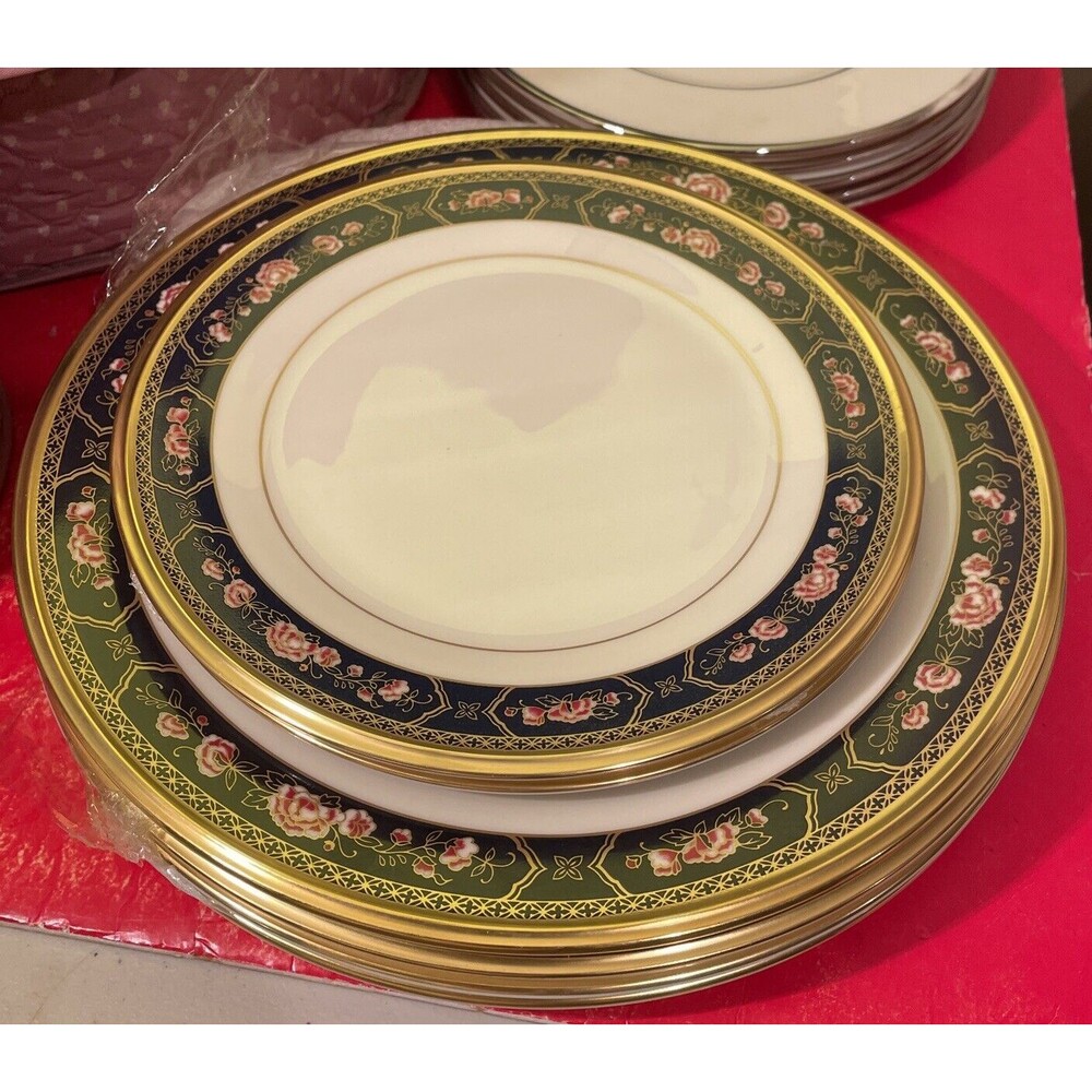 Lenox Royal Peony USA 4 PCs 10 5/8 and 2pcs 8 1/8